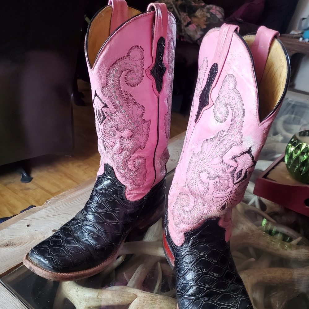 Square Toe Cowboy Boots